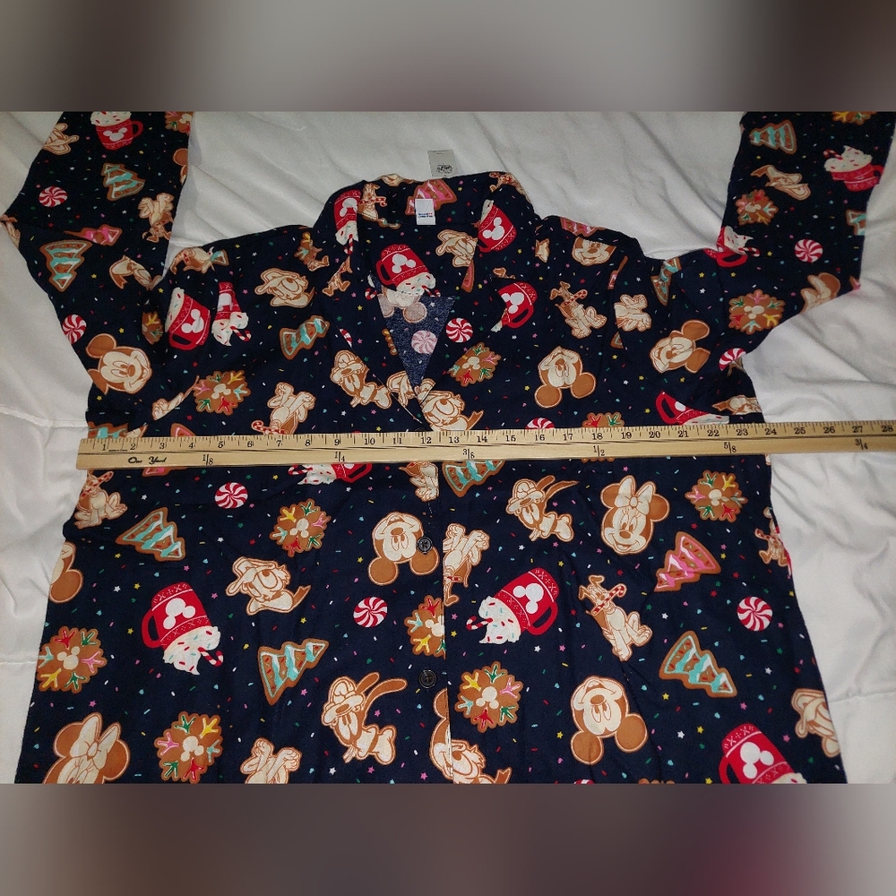 Disney "Holiday Cookies" Flannel Longsleeve Pajama Set, Large, NWT - Picture 5 of 10